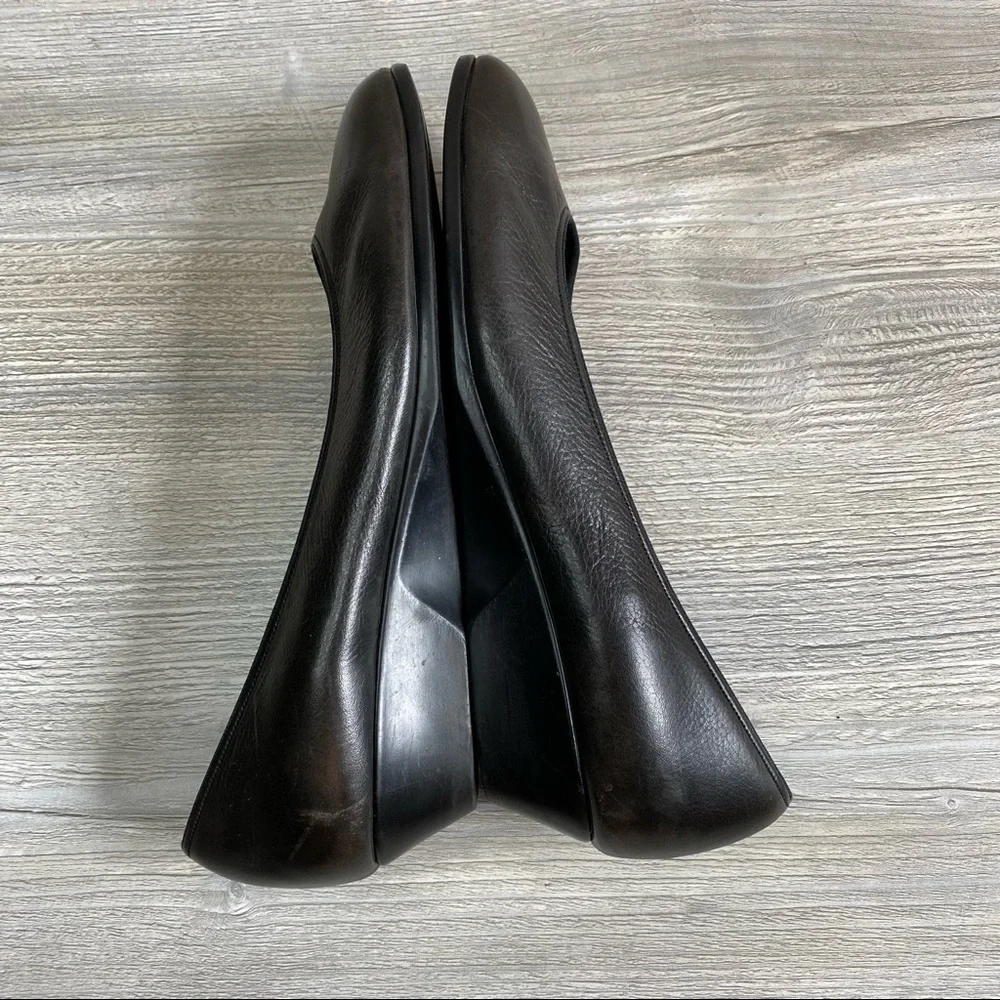 Stone grey leather comfortable mini wedge Natural Sport 8.5